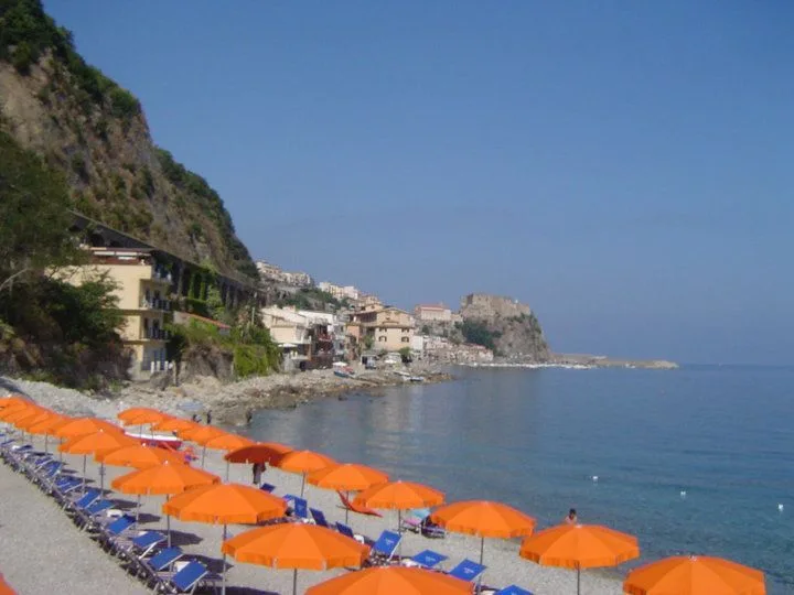 Cala delle Feluche — Scilla